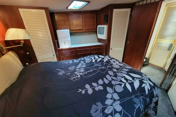 Photo of the 1985 Ocean Yachts 55 Super Sport