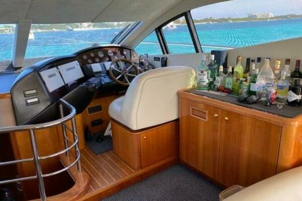 Photo of the 2006 Sunseeker Manhattan 50 "Venko"