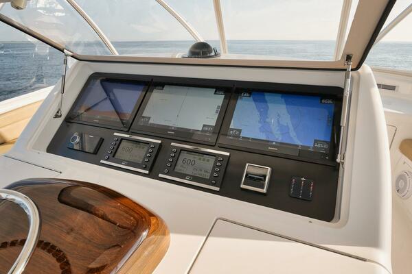 WHY KNOT 68ft Viking Yacht For Sale