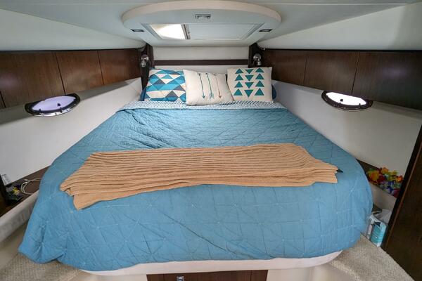 Zeno s Paradox 35ft Cruisers Yachts Yacht For Sale