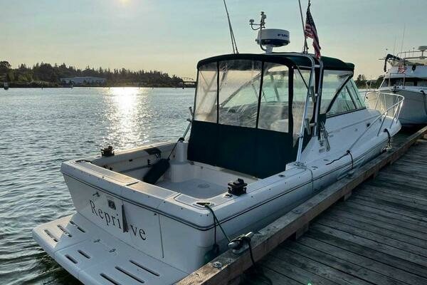 Photo of the 1998 Pursuit 3000 Express "Reprieve"