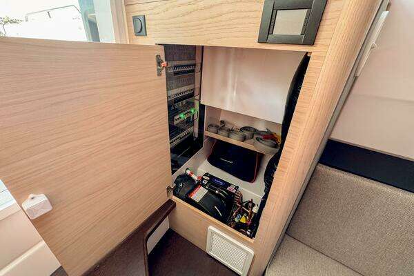 45ft Axopar Yacht For Sale