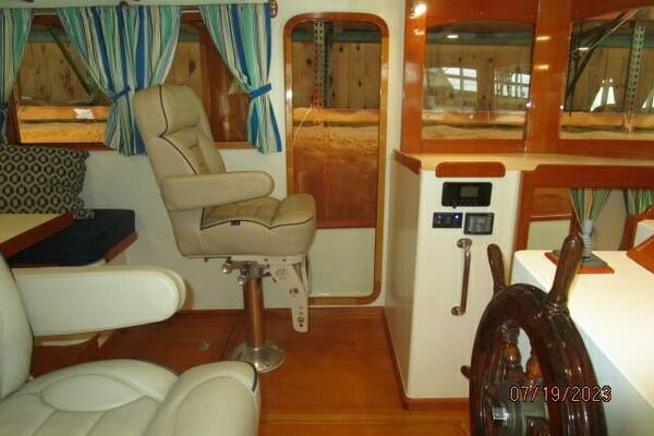 Elygance 43ft Gamage Yacht For Sale