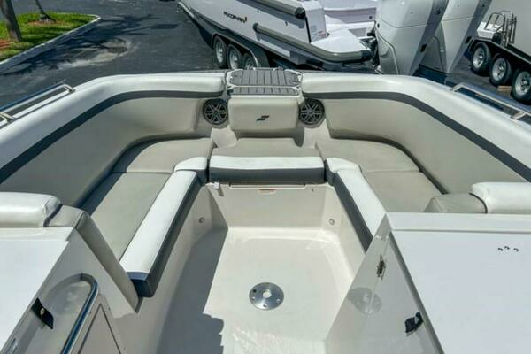 Photo of the 2024 Starcraft SVX 231 OB DH