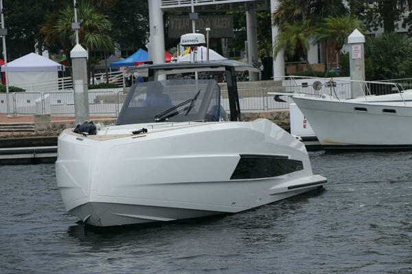 Photo of the 2024 Astondoa 377 Coupe Outboard
