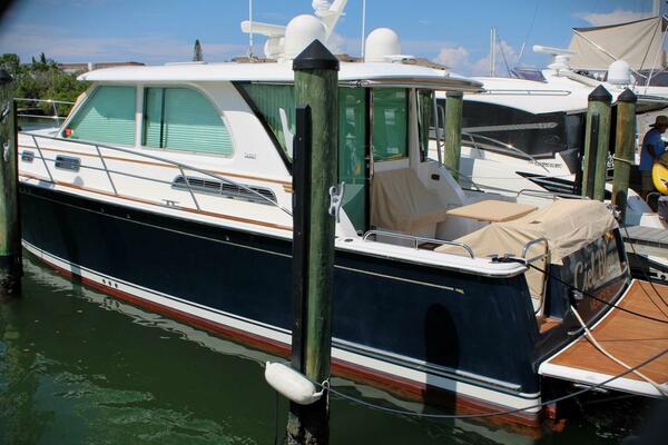 Ciel Bleu 45ft Sabre Yacht For Sale