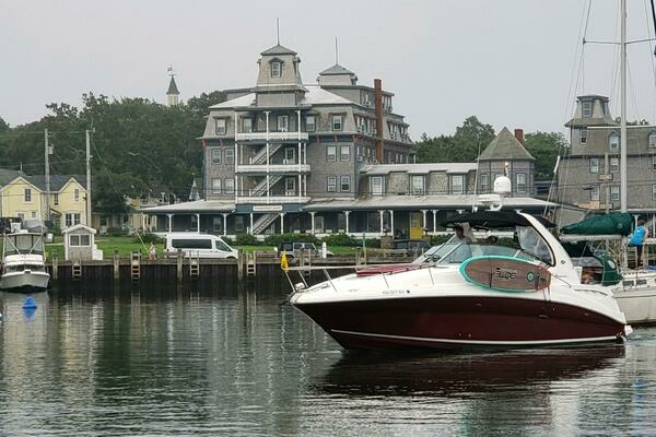 Photo of the 2007 Sea Ray 320 Sundancer "AHHH RESTED"