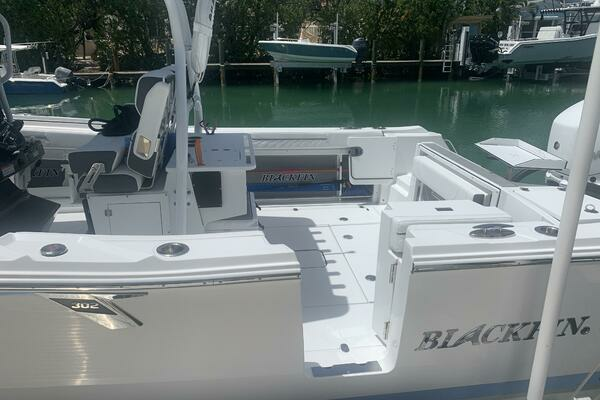 2023 Blackfin 30