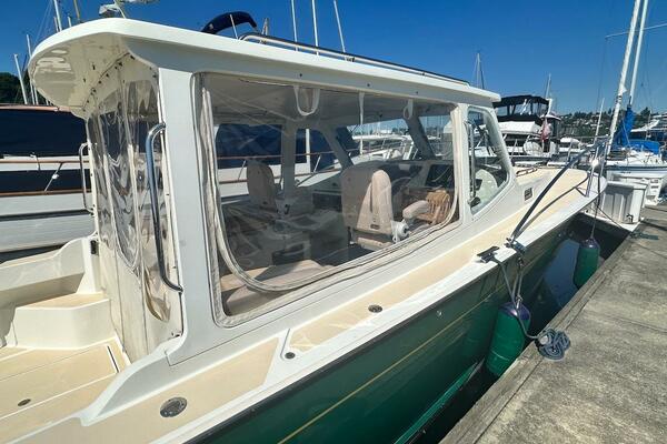Encore 34ft MJM Yacht For Sale