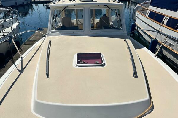 Encore 34ft MJM Yacht For Sale
