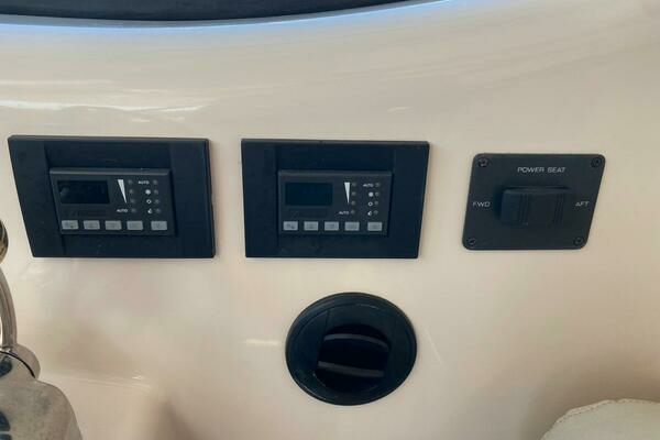 2009 Tiara Yachts 43