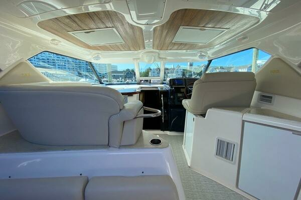 2009 Tiara Yachts 43