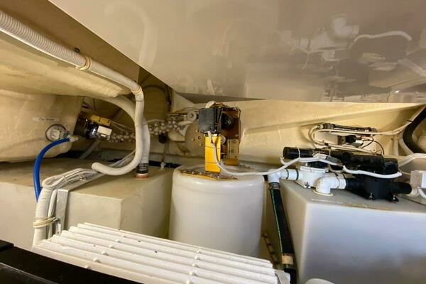 2009 Tiara Yachts 43