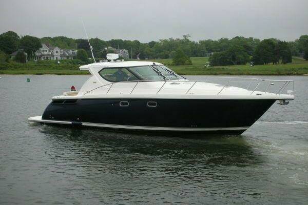 2009 Tiara Yachts 43