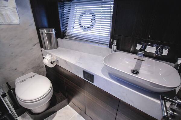 Lago Paradise 68ft Sunseeker Yacht For Sale