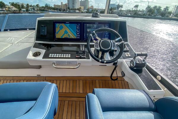 Lago Paradise 68ft Sunseeker Yacht For Sale