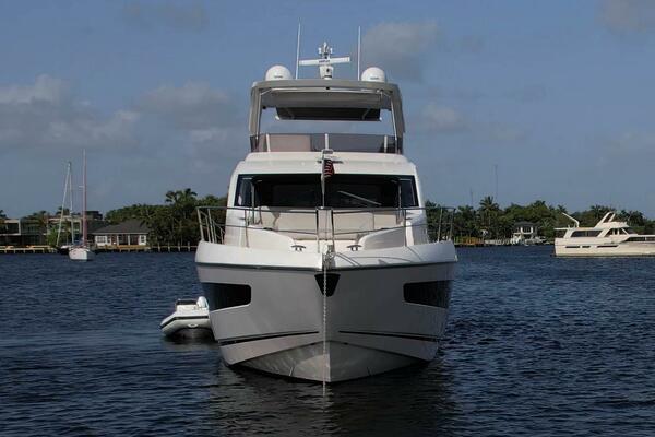 Lago Paradise 68ft Sunseeker Yacht For Sale