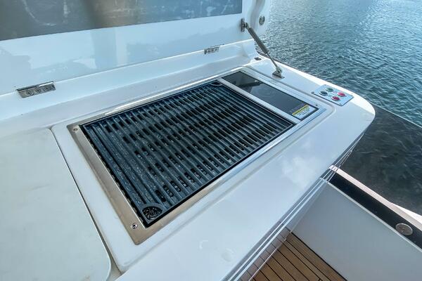 Lago Paradise 68ft Sunseeker Yacht For Sale
