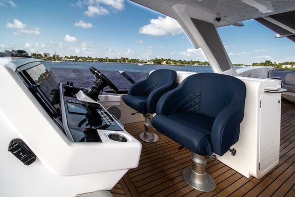 Lago Paradise 68ft Sunseeker Yacht For Sale