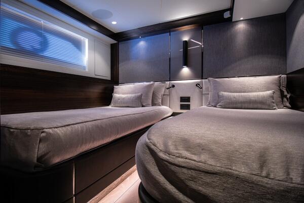 Lago Paradise 68ft Sunseeker Yacht For Sale