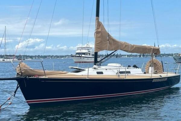 35ft J Boats Yacht For Sale