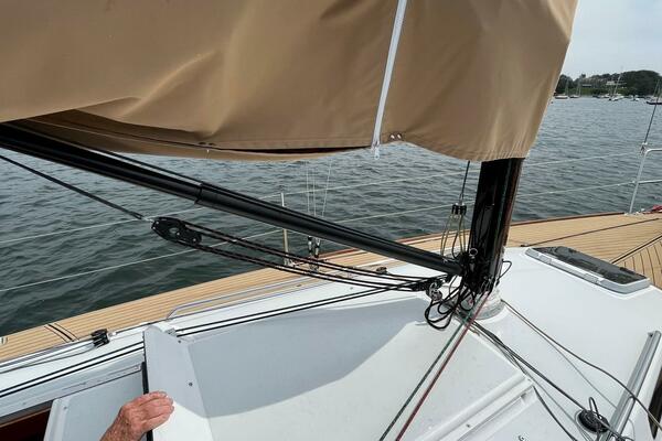 35ft J Boats Yacht For Sale