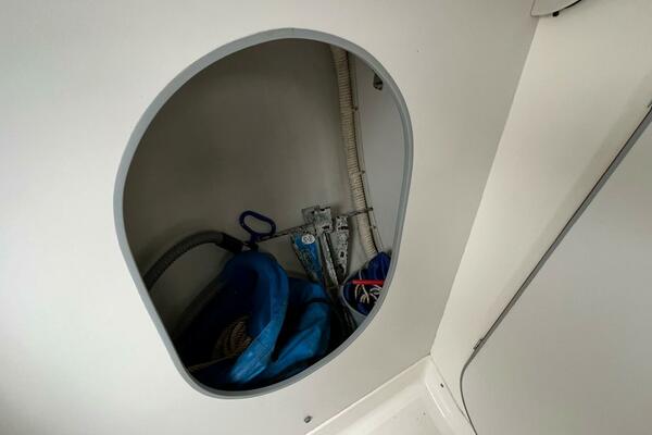 35ft J Boats Yacht For Sale