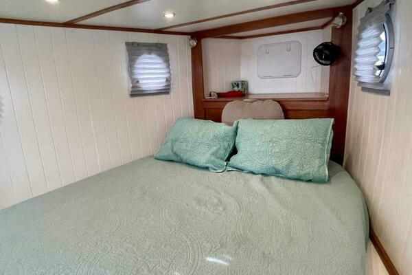 2021 Great Harbour 35