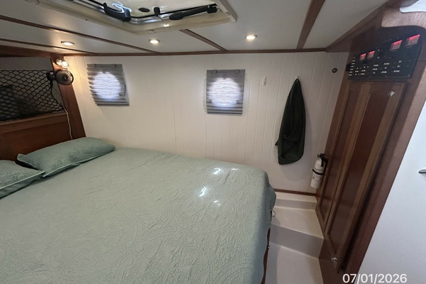 Dilligaf 35ft Great Harbour Yacht For Sale