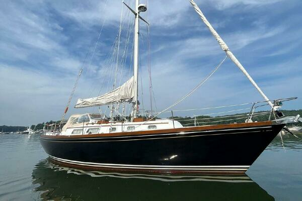 Photo of the 1982 Bristol 38.8 "Merlin"