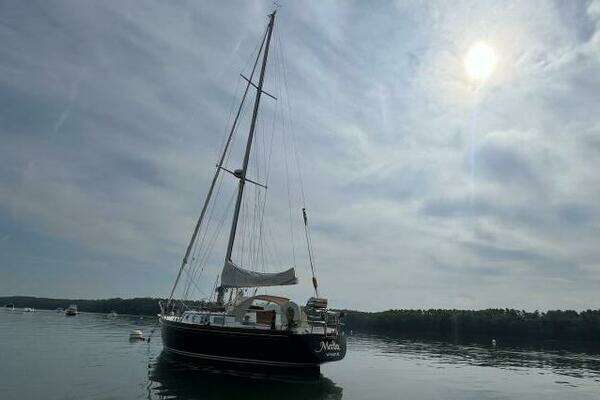 Photo of the 1982 Bristol 38.8 "Merlin"