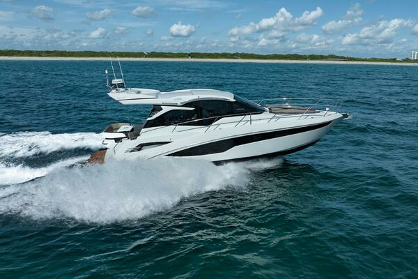 2022 Galeon 42