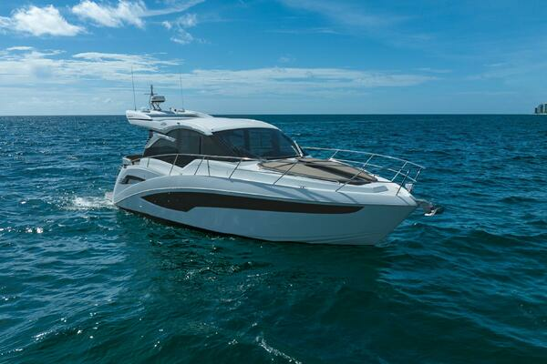 2022 Galeon 42