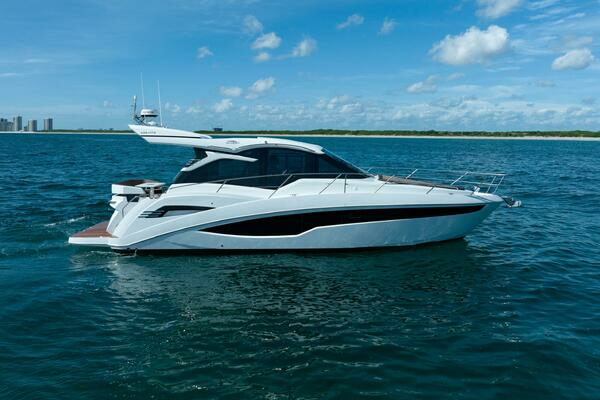 2022 Galeon 42