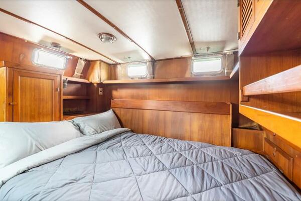 Quest 37ft Albin Yacht For Sale