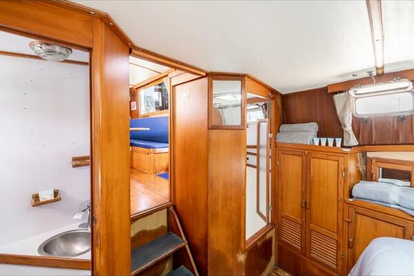 Quest 37ft Albin Yacht For Sale
