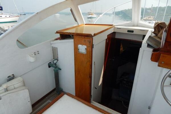 Blue Blazer 29ft Dyer Yacht For Sale