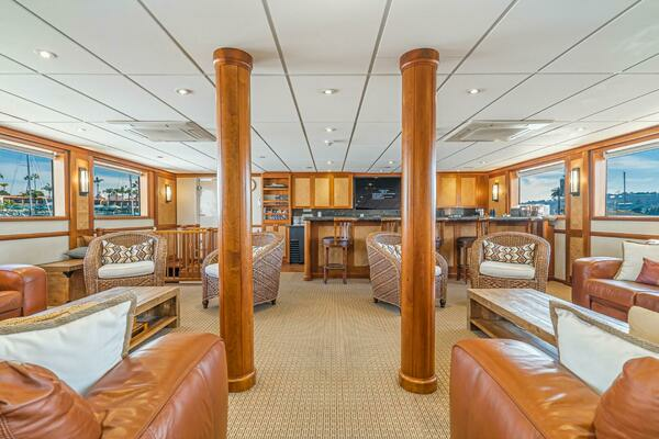 Photo of the 1978 Blount Marine Expedition "PACIFIC PROVIDER"