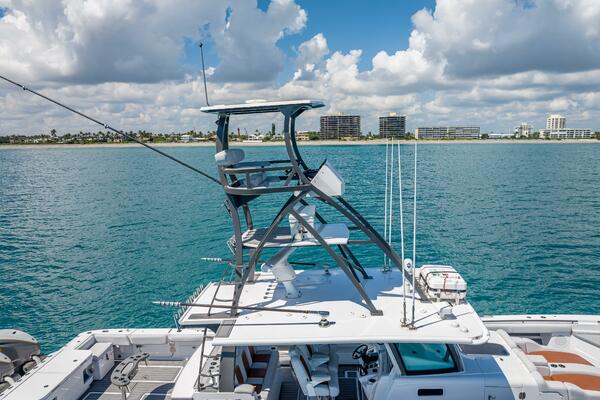 53  Suenos 53ft HCB Yacht For Sale