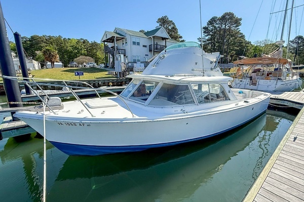 Photo of the 1972 Bertram Fly Bridge Cruiser "Parisea"