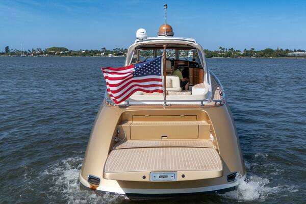 Zeelander  Yacht For Sale