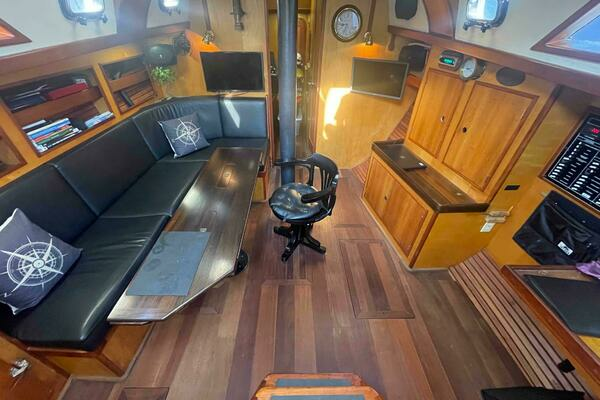 Photo of the 1992 Custom Bruce Bingham Cutter "SPIRIT"