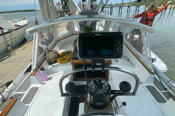 Photo of the 1992 Custom Bruce Bingham Cutter "SPIRIT"