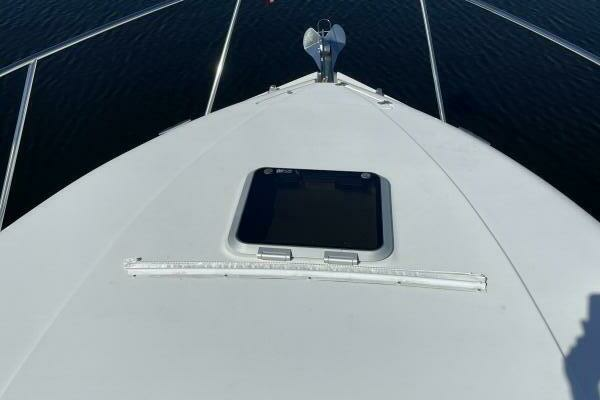 Photo of the 2006 Rinker Express Cruiser "HAPPY OURS"