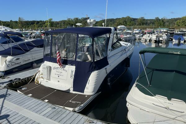 Photo of the 2006 Rinker Express Cruiser "HAPPY OURS"