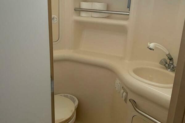 Photo of the 2002 Sea Ray Sundancer