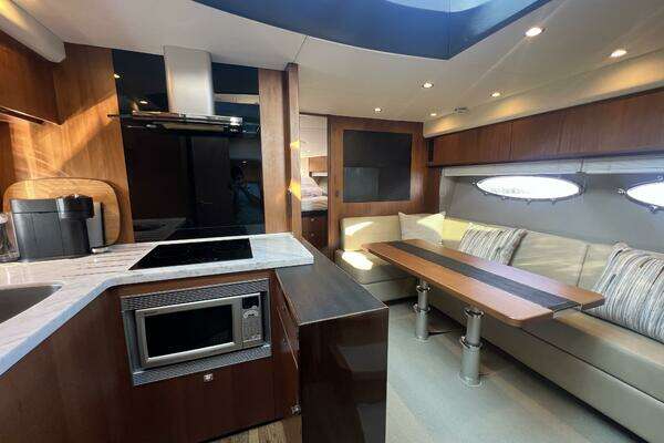 2015 Princess 52