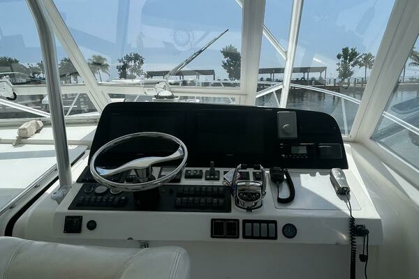 2006 Luhrs 41