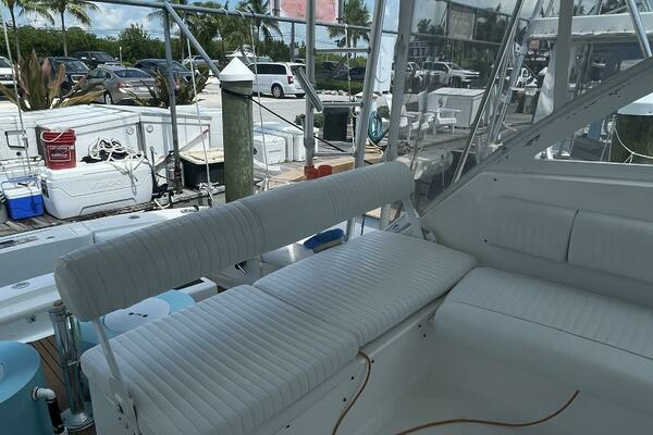 2006 Luhrs 41