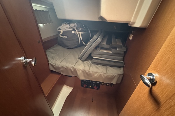 La Belle Vie 45ft Beneteau Yacht For Sale